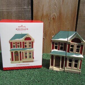 Brand New Hallmark Victorian Dollhouse Red Blue 2014 Repaint Ornament KOC